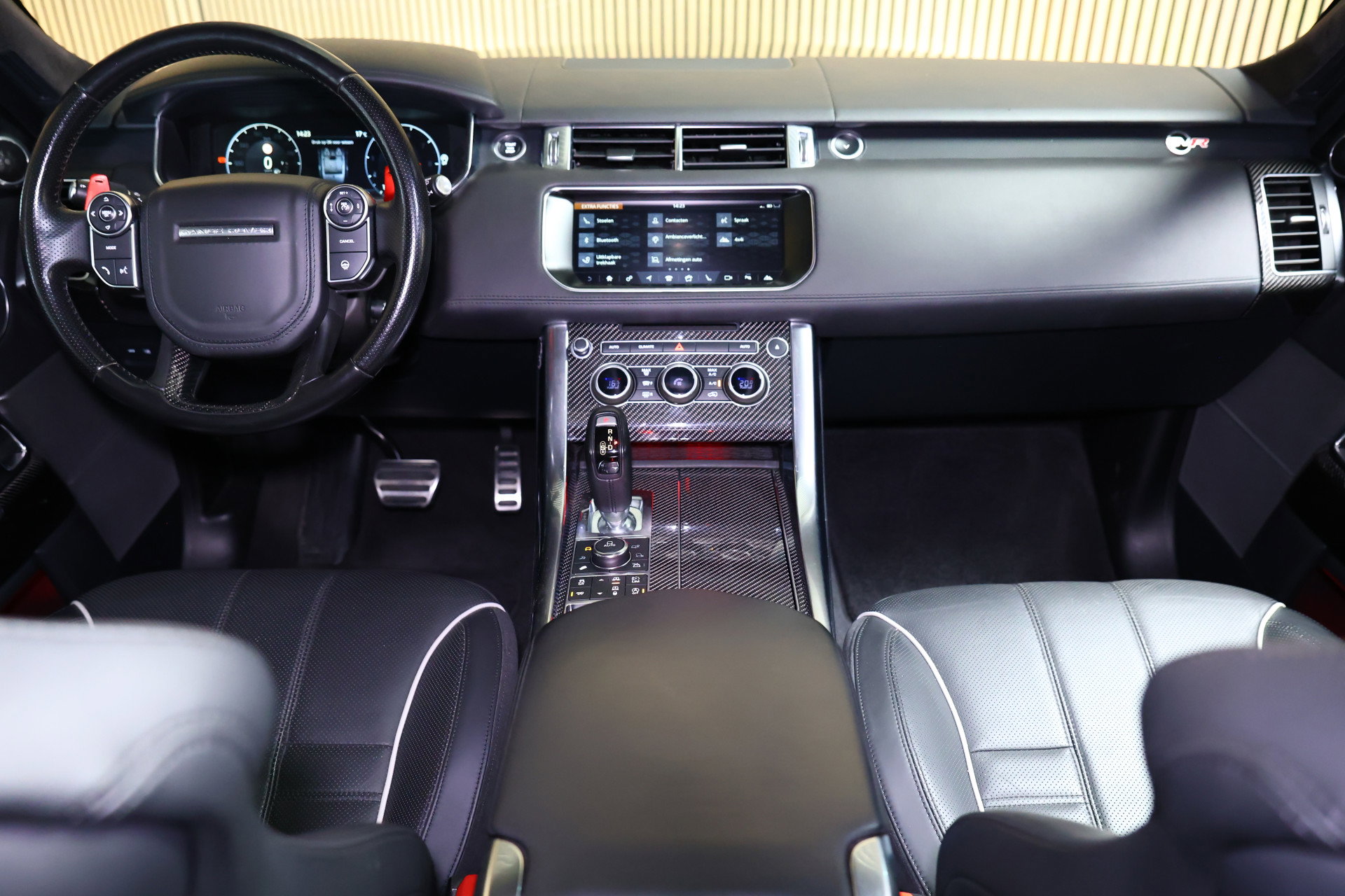 Land Rover 5.0 V8 Supercharged SVR Carbon Edition AVM Full Option! - foto 2