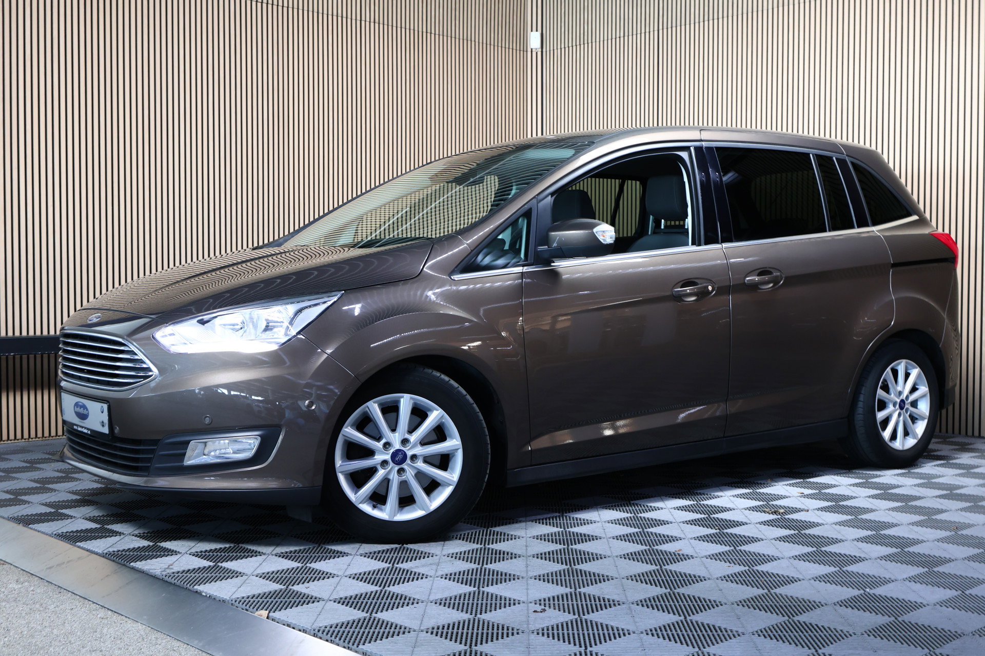 Ford 1.5 Titanium AUTOMAAT NAVI STOELVW KEYLS PDC CRUISE BT '17 - foto 8