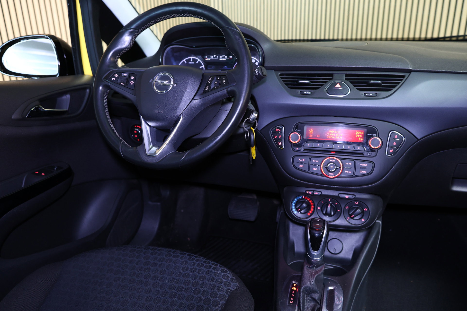 Opel 1.4 Color Edition AVM AUTOM AIRCO LANE PDC BLUETOOTH "16 - foto 24