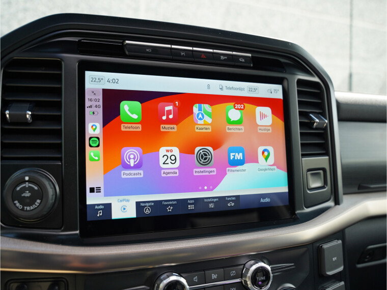Apple carplay