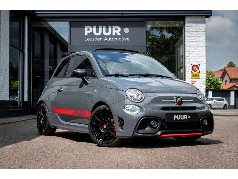 Foto van Abarth 500 C 1.4 T-Jet XSR Yamaha Akrapovic
