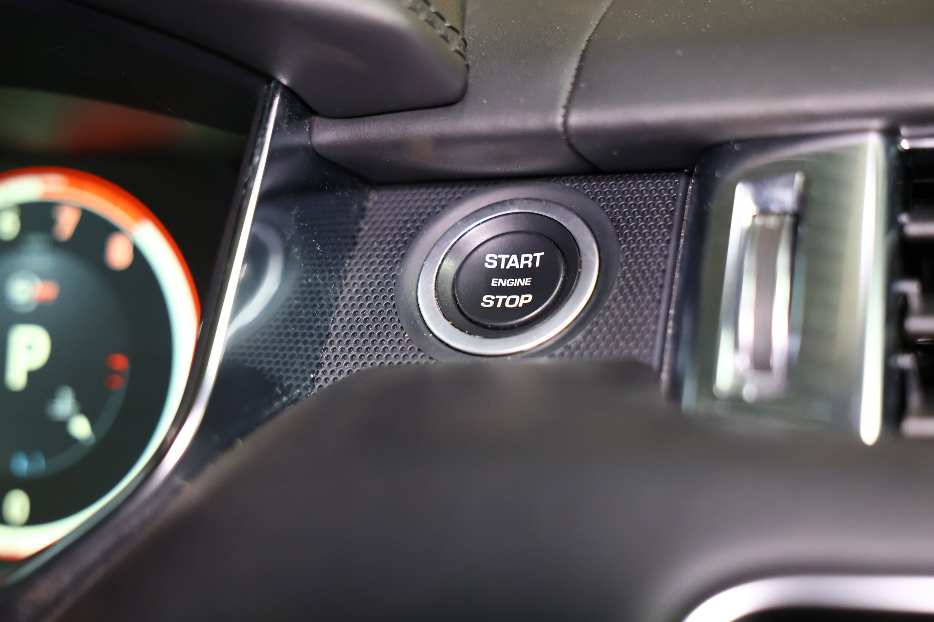 Land Rover 5.0 V8 Supercharged SVR Carbon Edition AVM Full Option! - foto 24