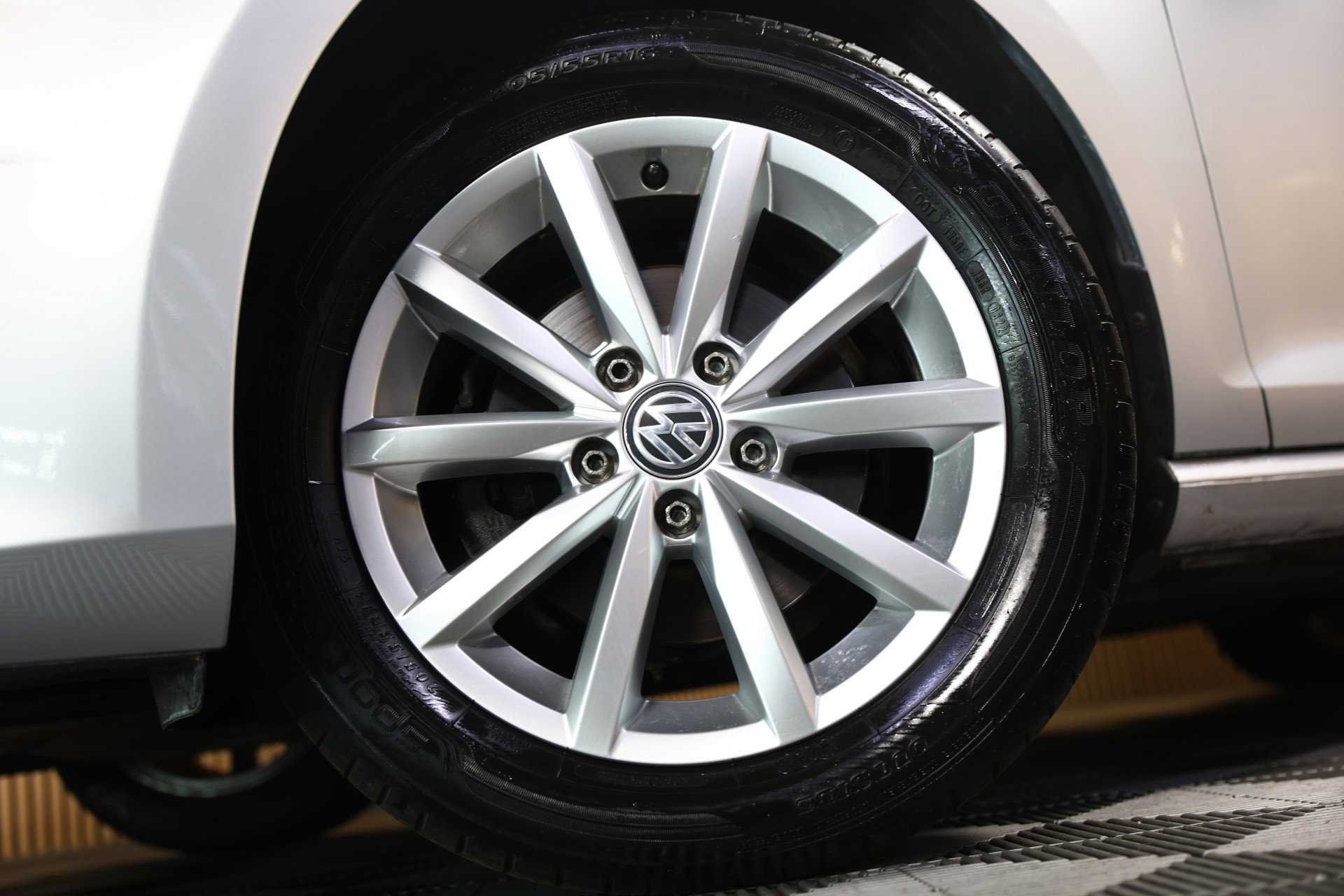 Volkswagen 1.4 TSI Highline LOUNGE AUTOMAAT ECC CRUISE PDC STOELVERWARMING '14 - foto 4