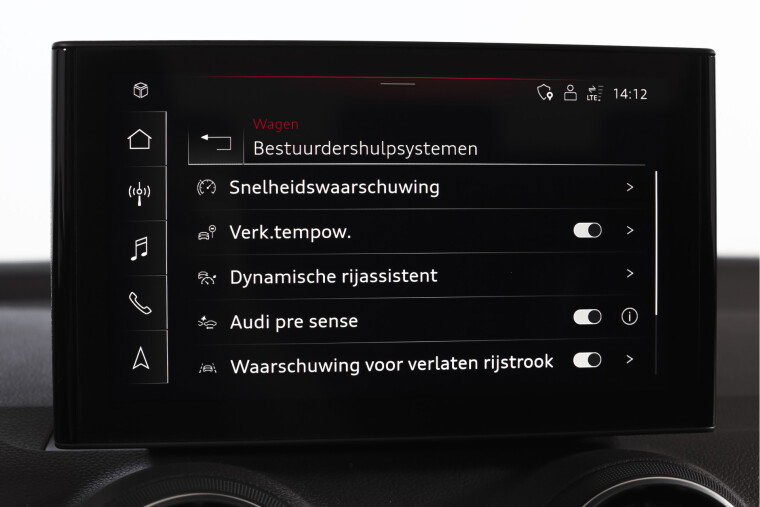 Audi - Q2