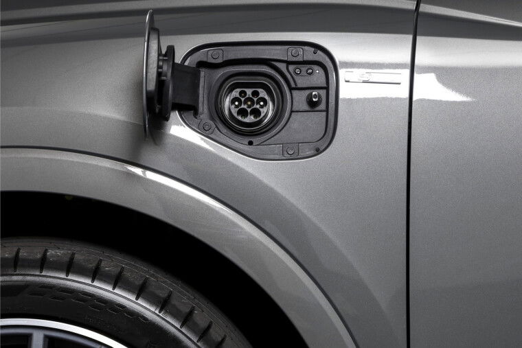 Audi - Q3