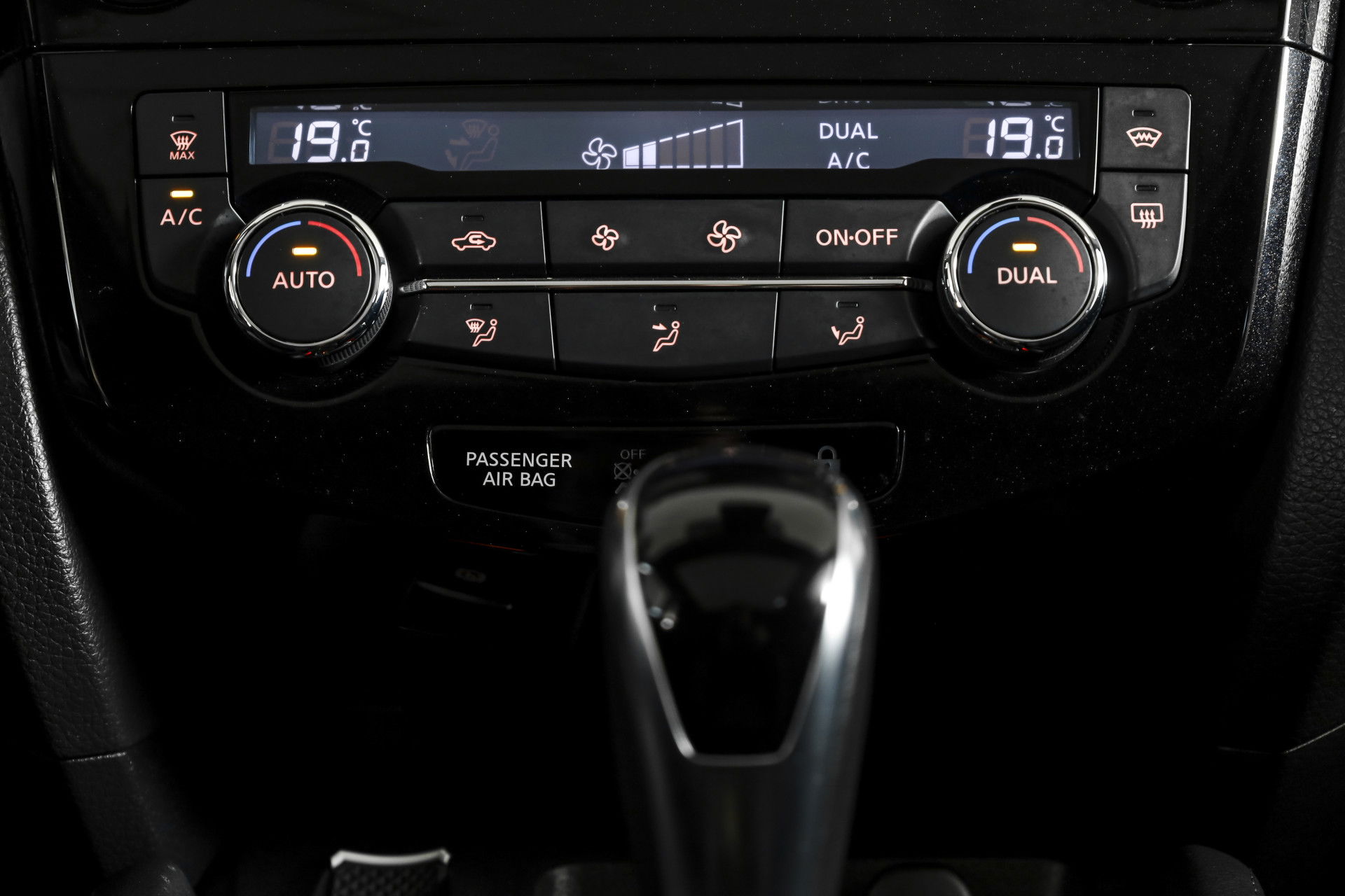 Nissan - QASHQAI