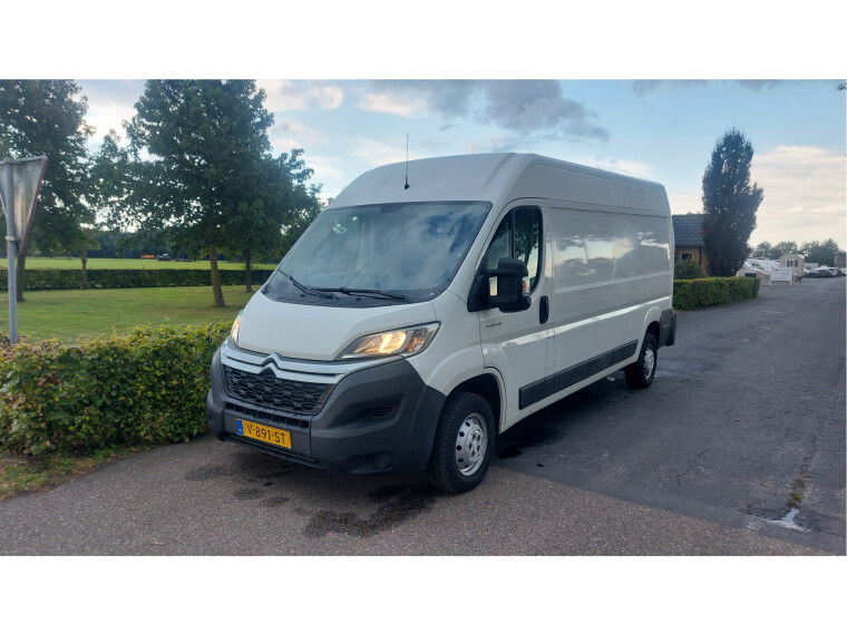 Foto van Citroën Jumper 33 2.0 BlueHDi L3H2 Economy