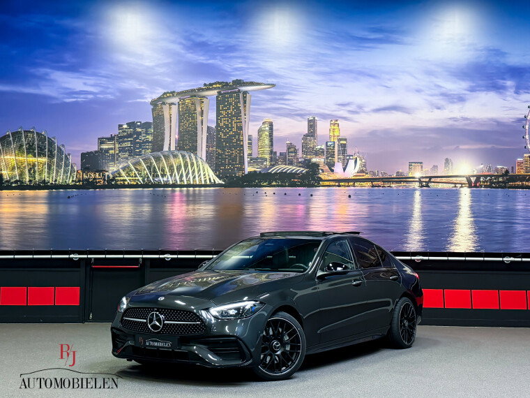 Foto van Mercedes-Benz C-Klasse C300 e C43 AMG Pack