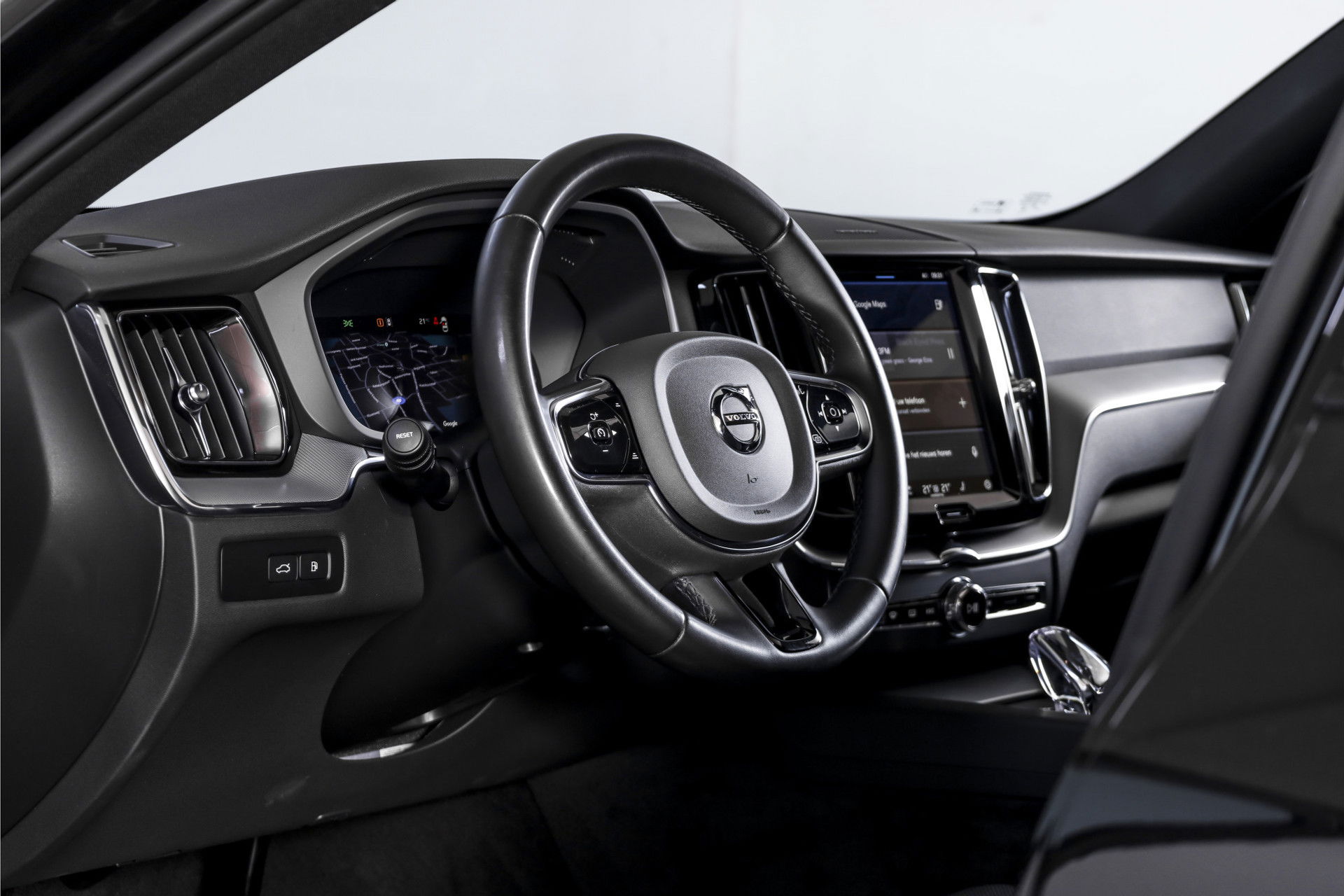 Volvo - XC60