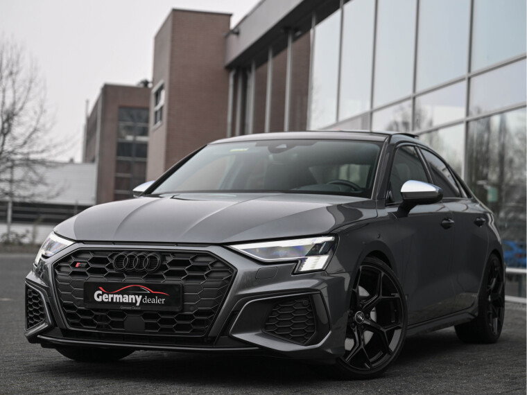 Audi S3 Limousine 2.0TFSI 310PK quattro