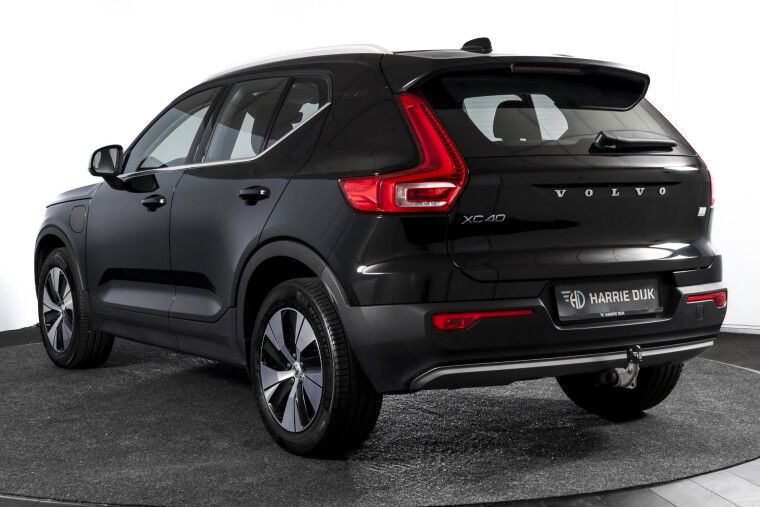 Volvo - XC40