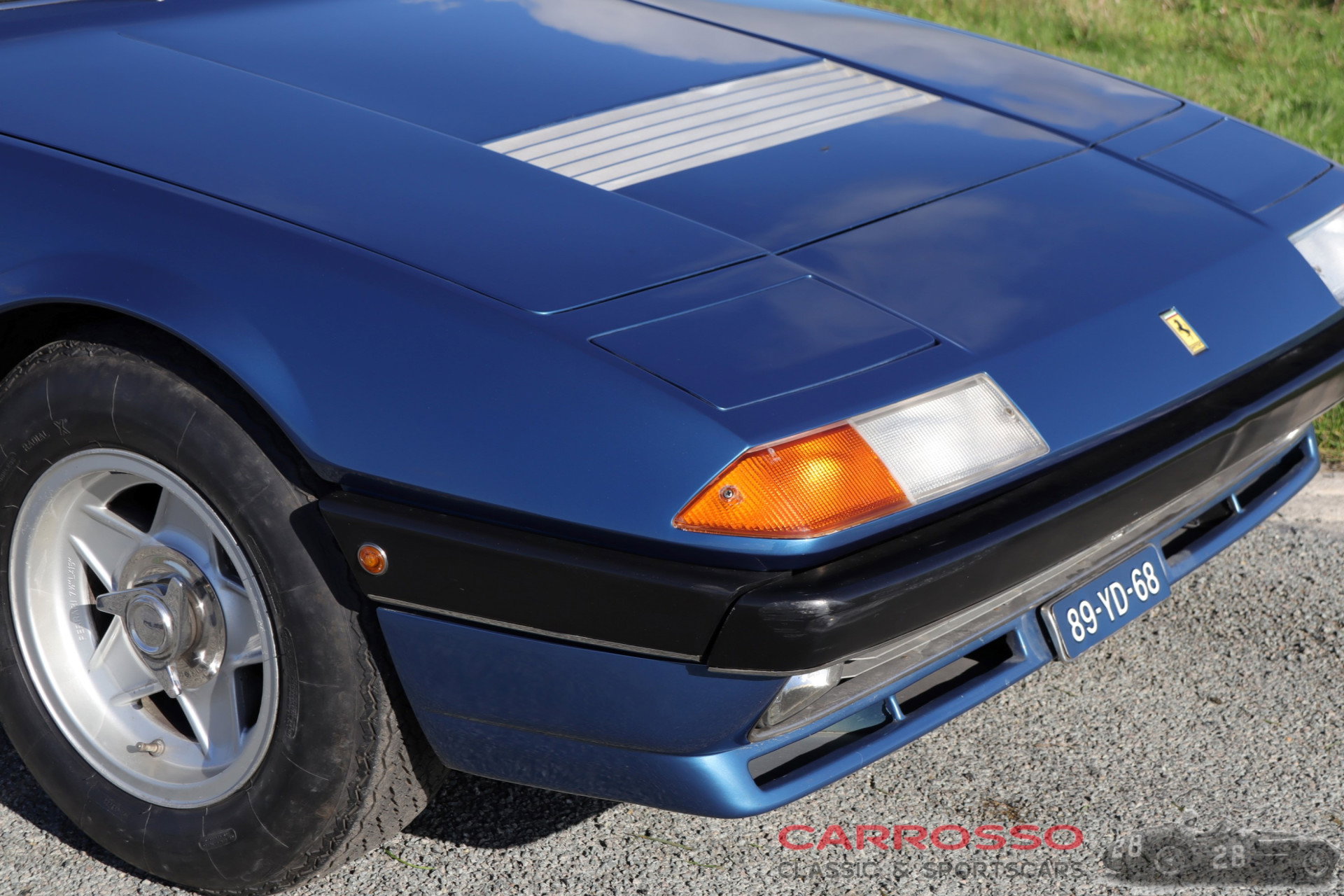 Ferrari 365 GT4 2+2 – Carrosso