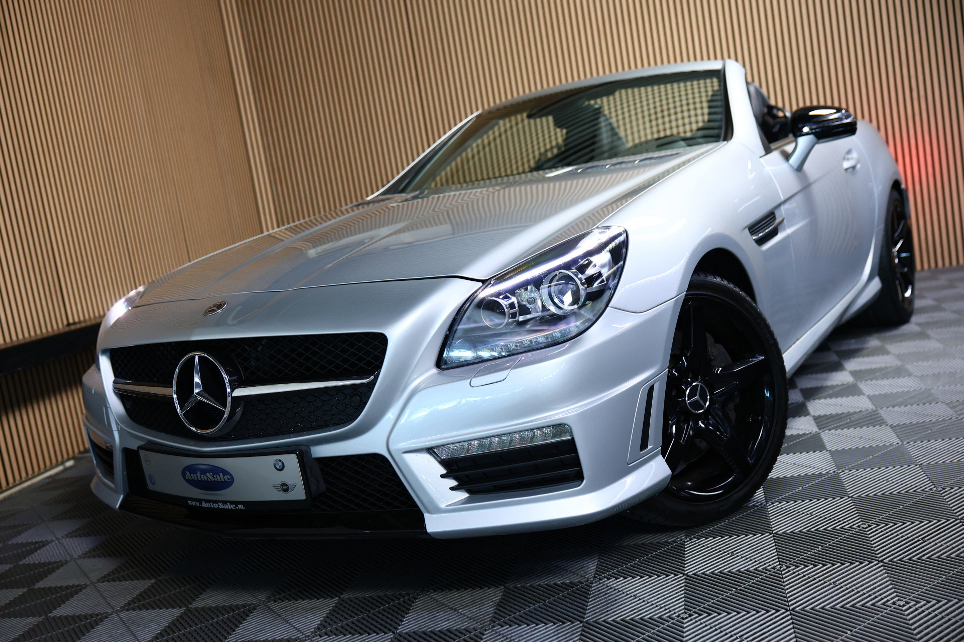 Mercedes-Benz 250 AMG AUT NAVI PANO AIRSCARF STOELVW ECC "11 - foto 31
