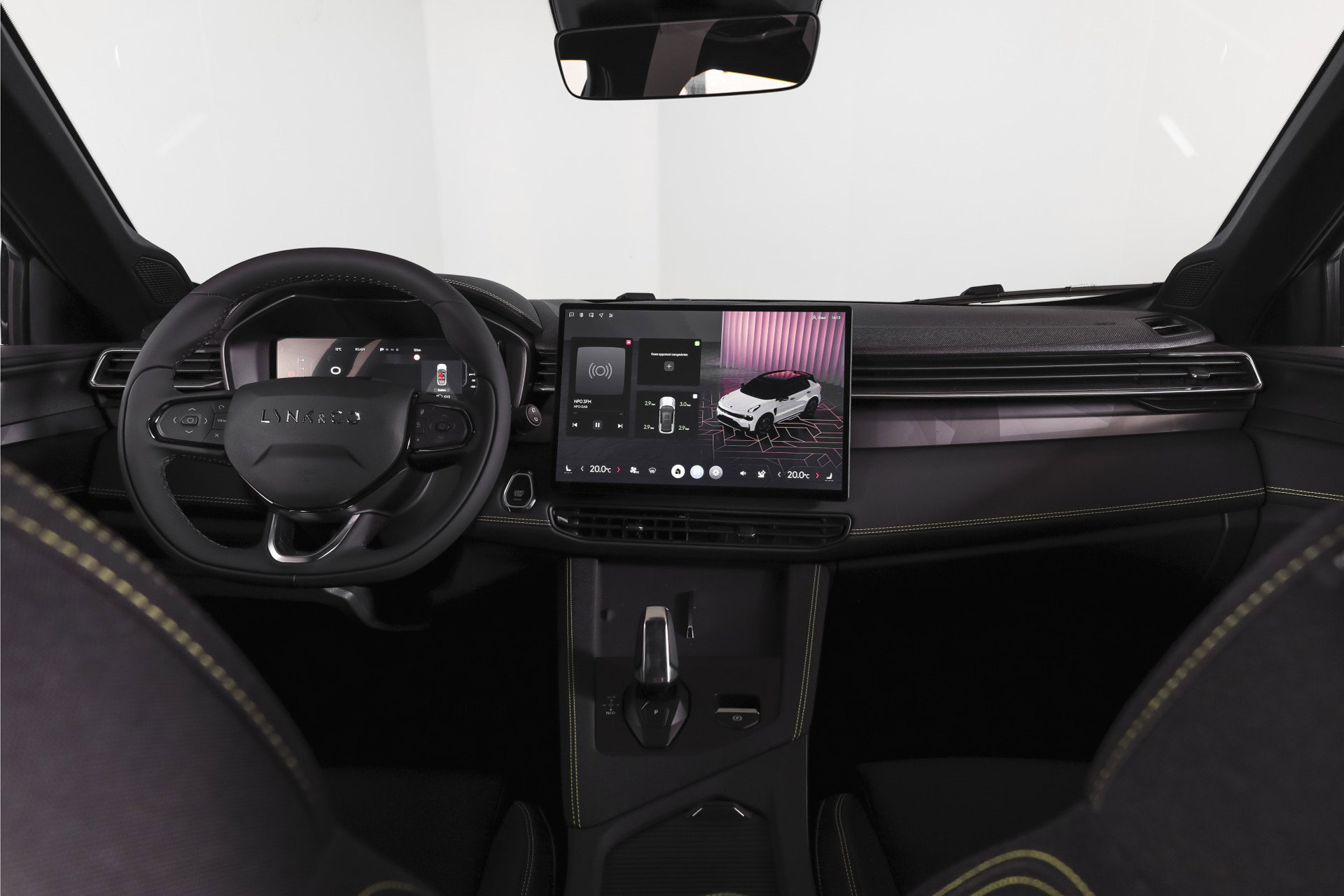 Lynk & Co - 01