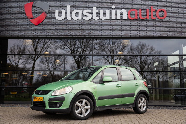 Foto van Suzuki SX4 1.6 Exclusive