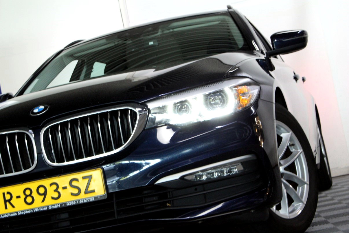 BMW Touring 520i Executive NAVI AVM LED STOELVW CAMERA LED '18 - foto 25