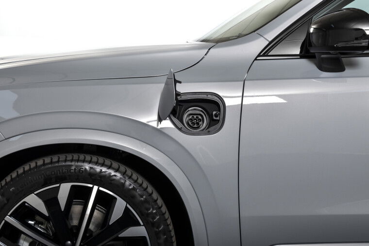 Volvo - XC90