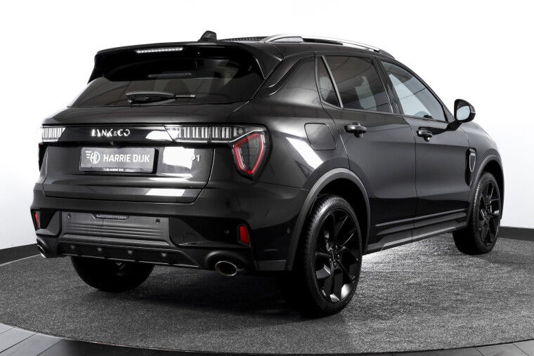 Lynk & Co - 01