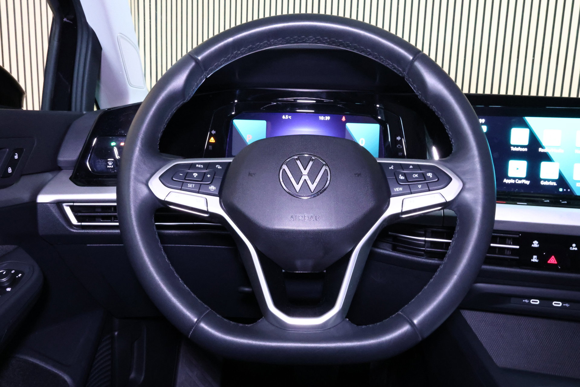 Volkswagen R line 1.0 eTsi AVM ACC CARPLAY CAMERA PDC '24 - foto 29