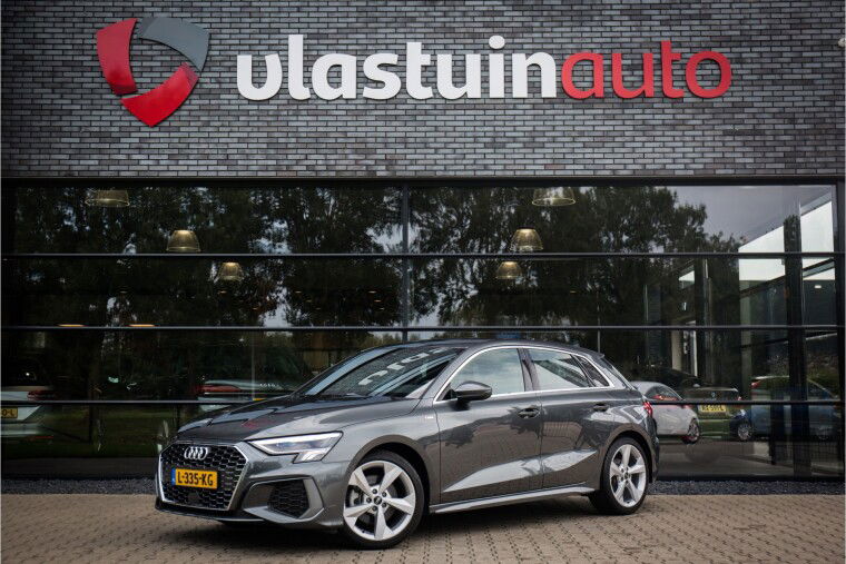 Foto van Audi A3 Sportback 35 TFSI CoD S-Line