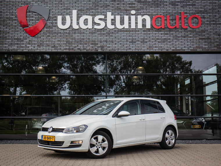 Foto van Volkswagen Golf 1.2 TSI Business Edition Connected R