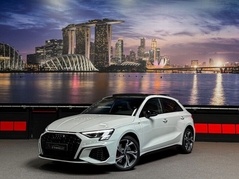 Foto van Audi A3 Sportback 45 TFSI e 3xS-Line Competition