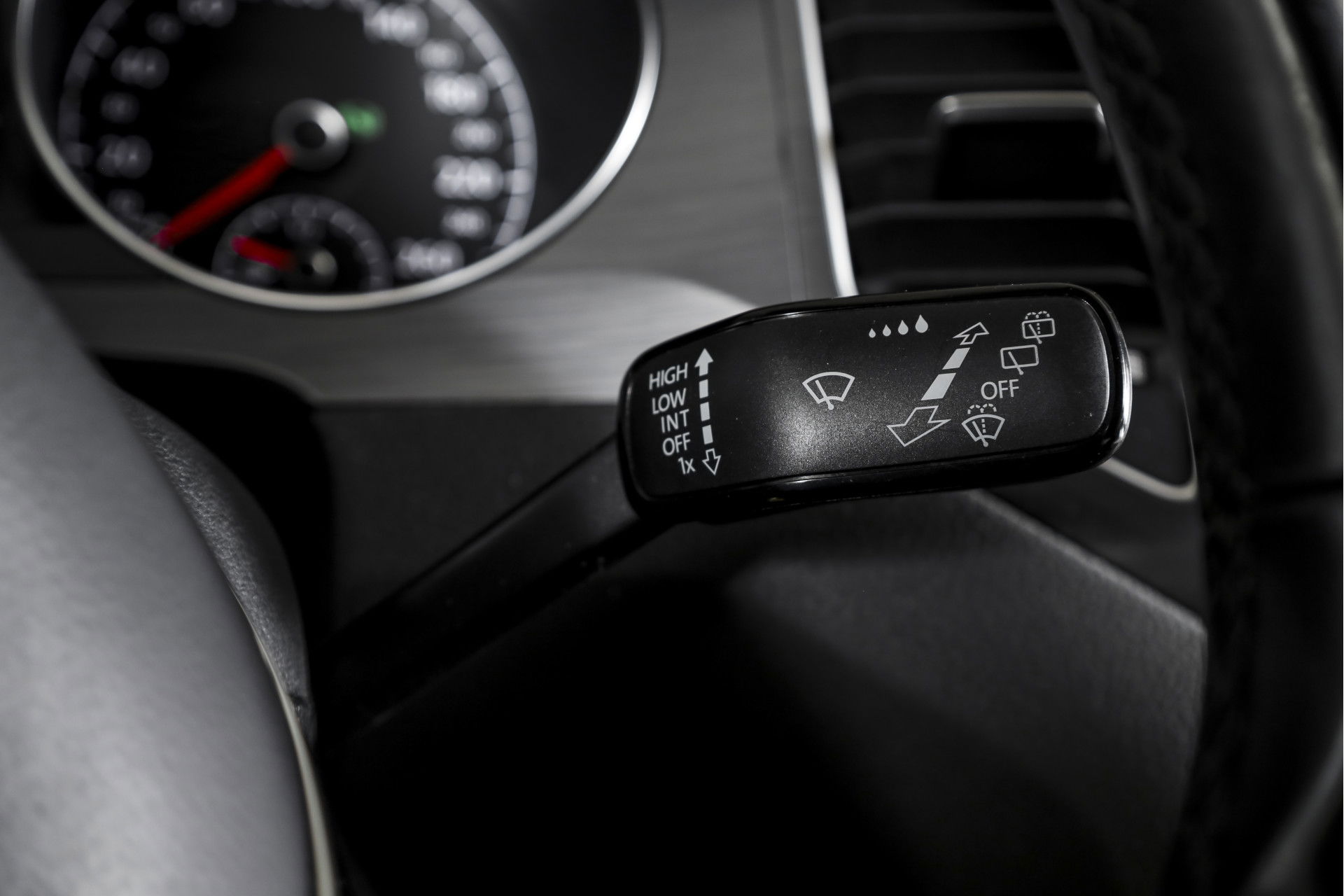 Volkswagen - Golf Sportsvan