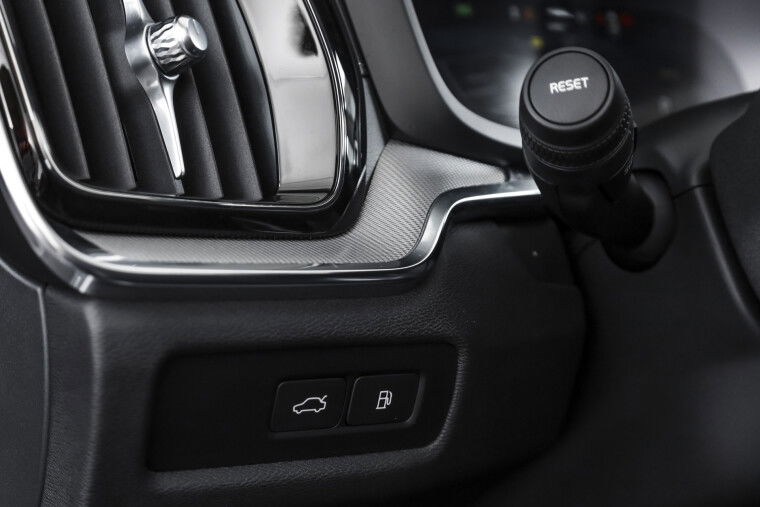 Volvo - V60
