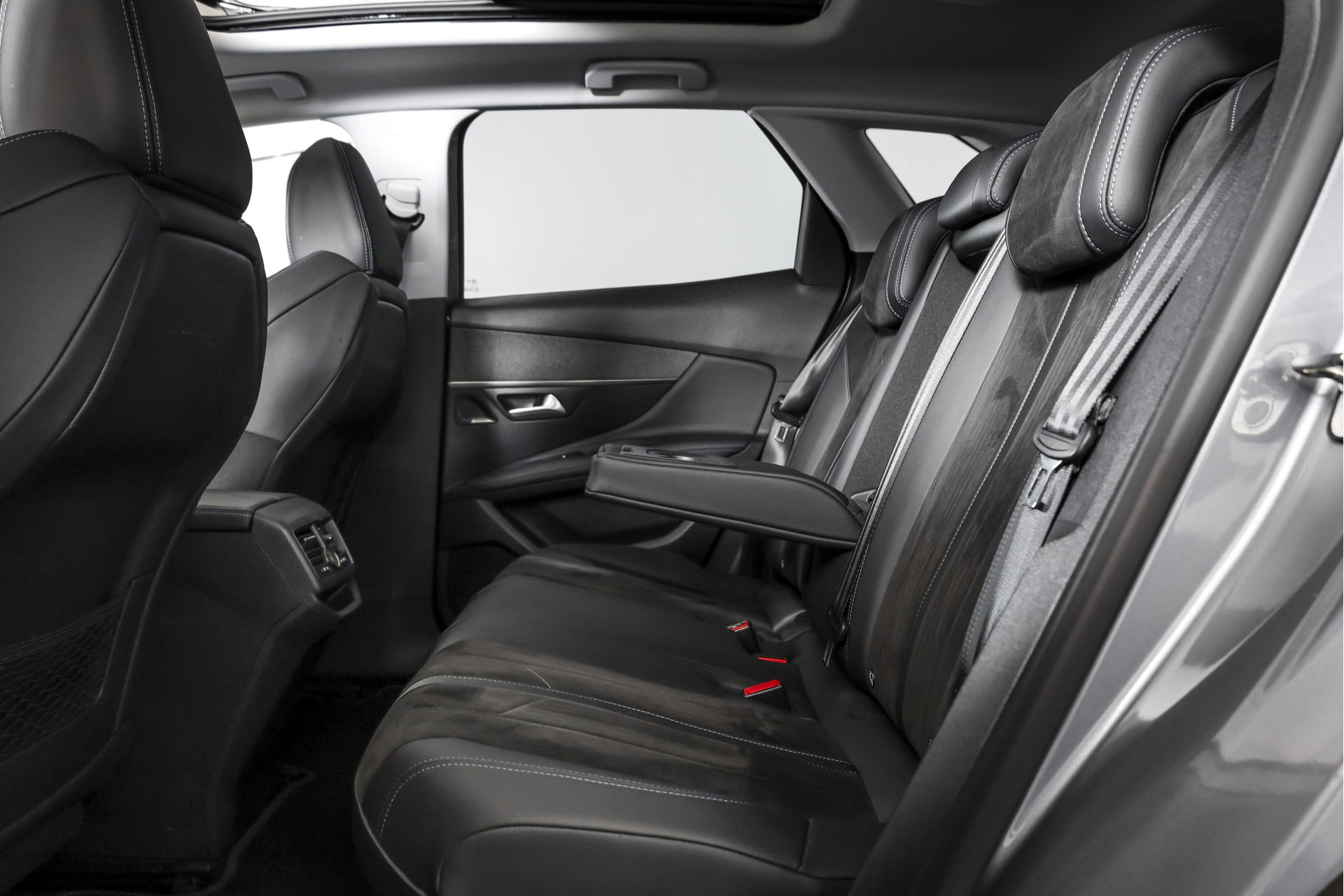 Peugeot - 3008