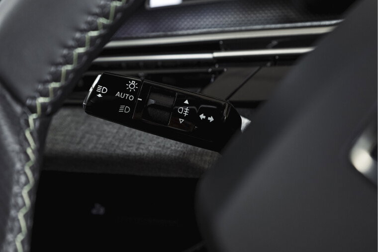 Peugeot - 5008