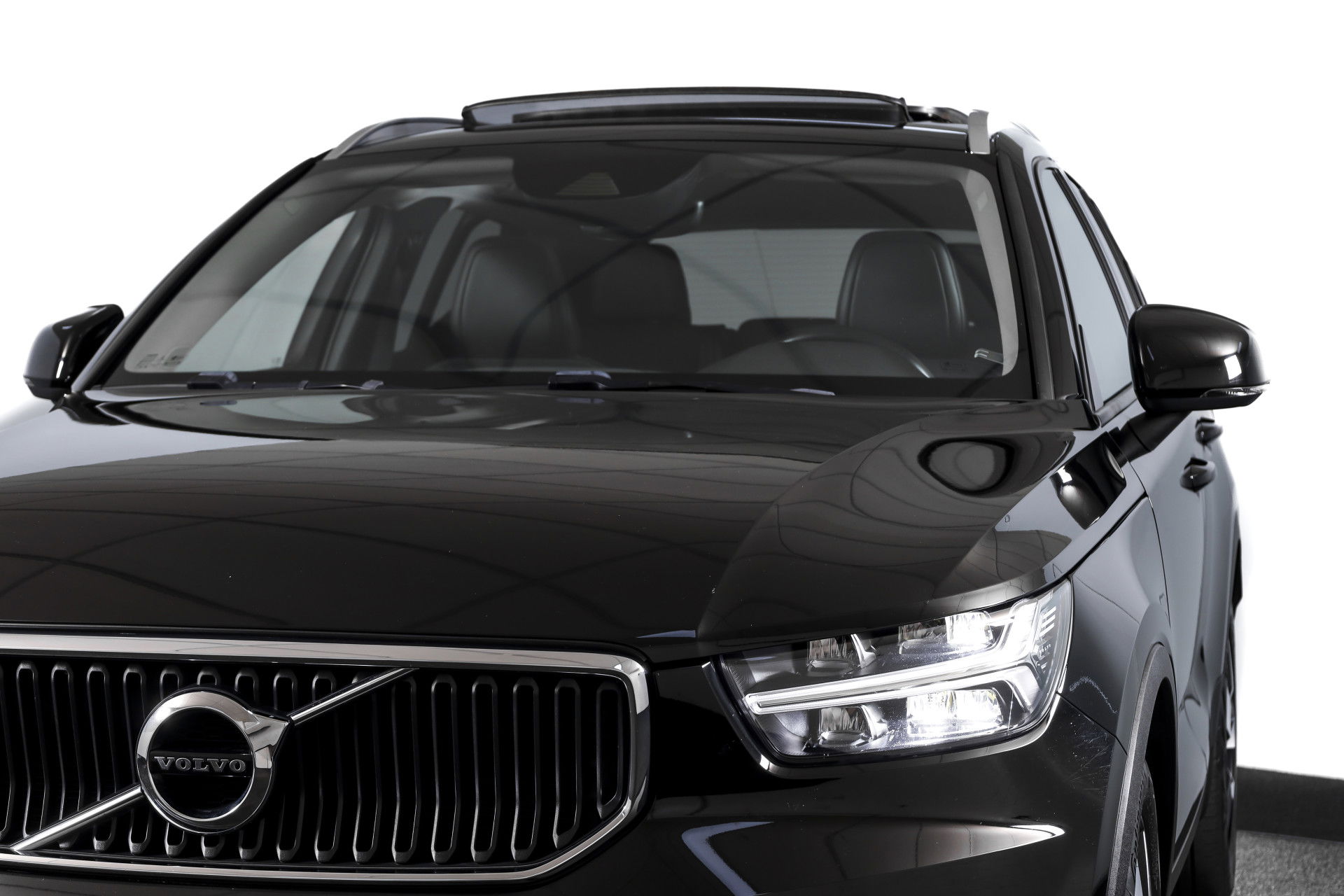 Volvo - XC40
