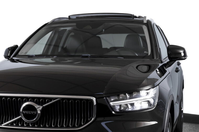 Volvo - XC40