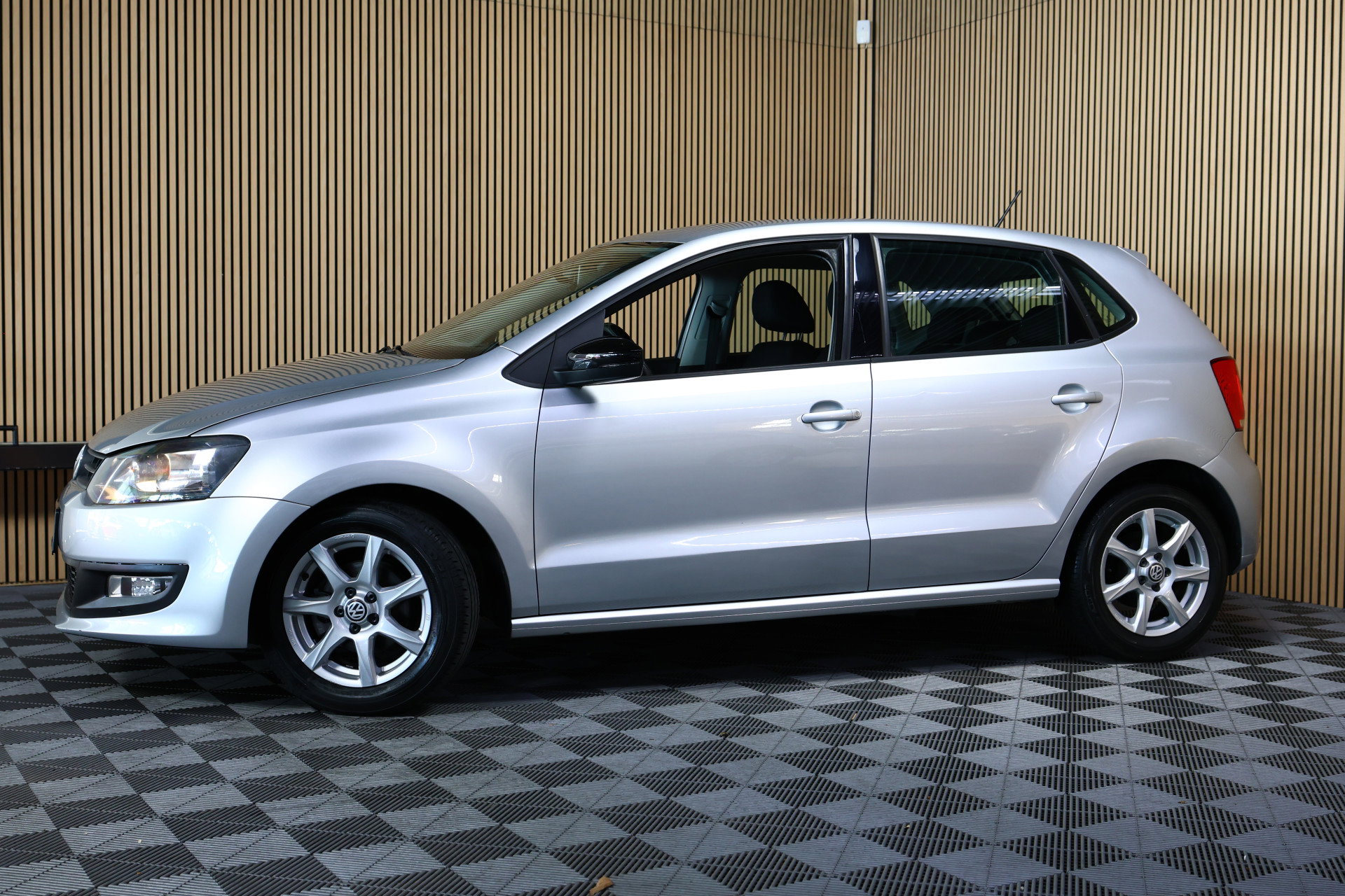 Volkswagen 1.2 comfortline AVM CARPLAY AIRCO BLUETOOTH AUX '11 - foto 5