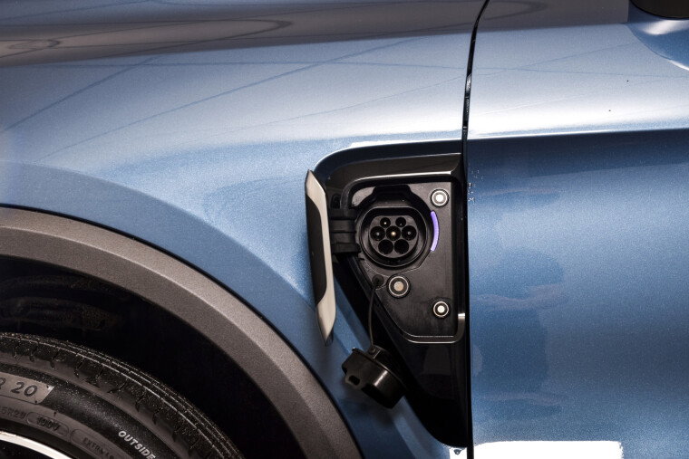 Lynk & Co - 01