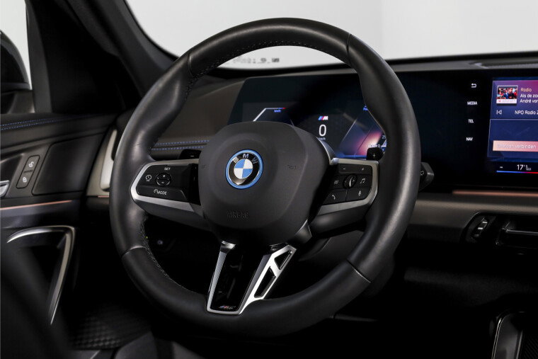 BMW - X1