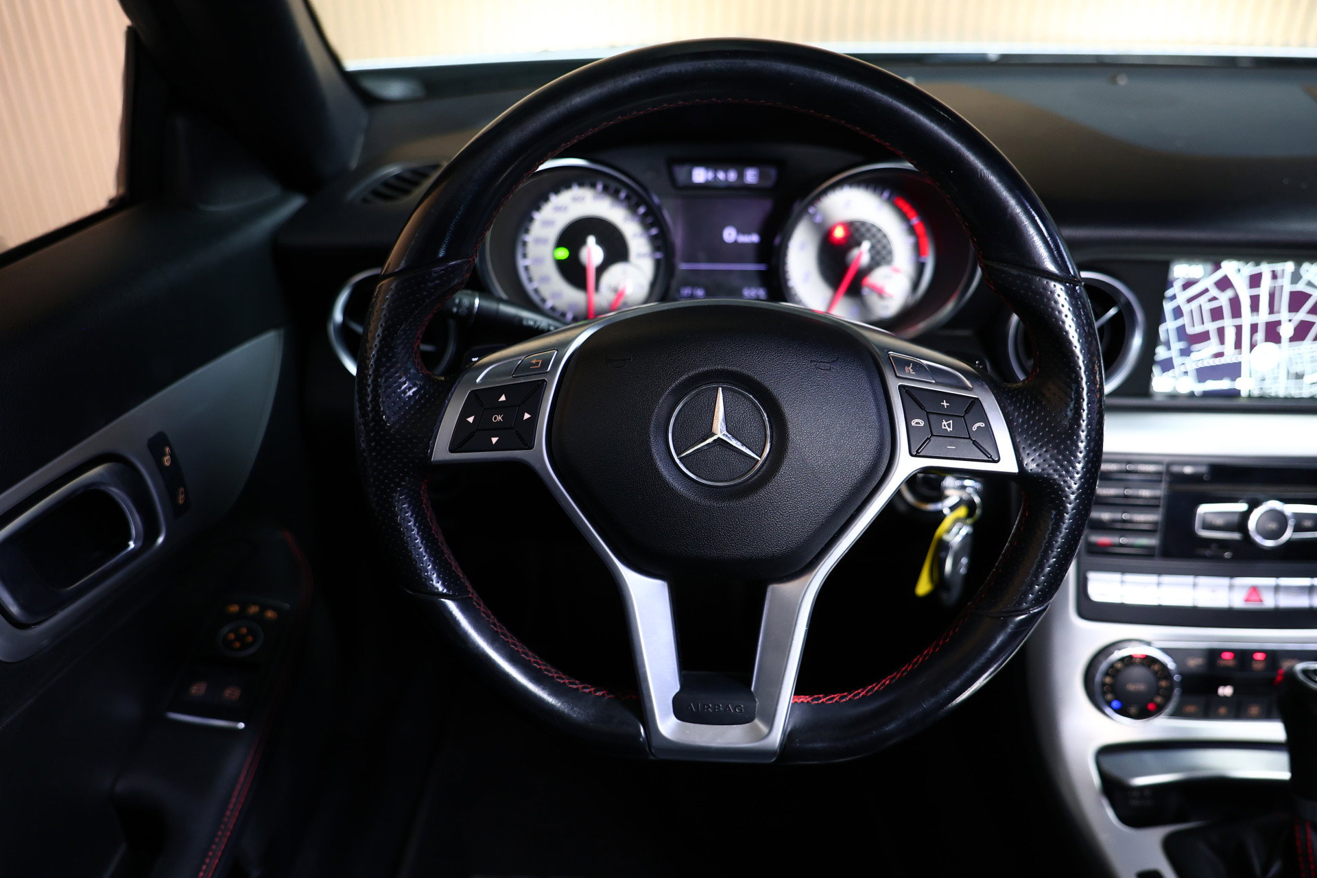 Mercedes-Benz 250 AMG AUT NAVI PANO AIRSCARF STOELVW ECC "11 - foto 13