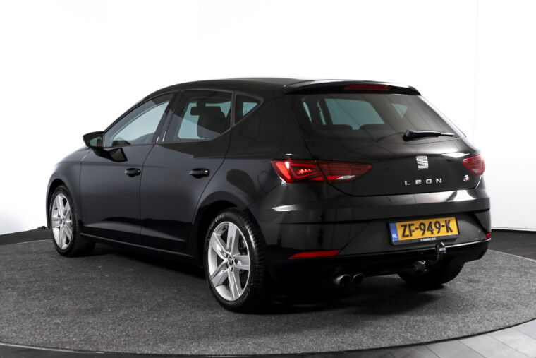 SEAT - Leon
