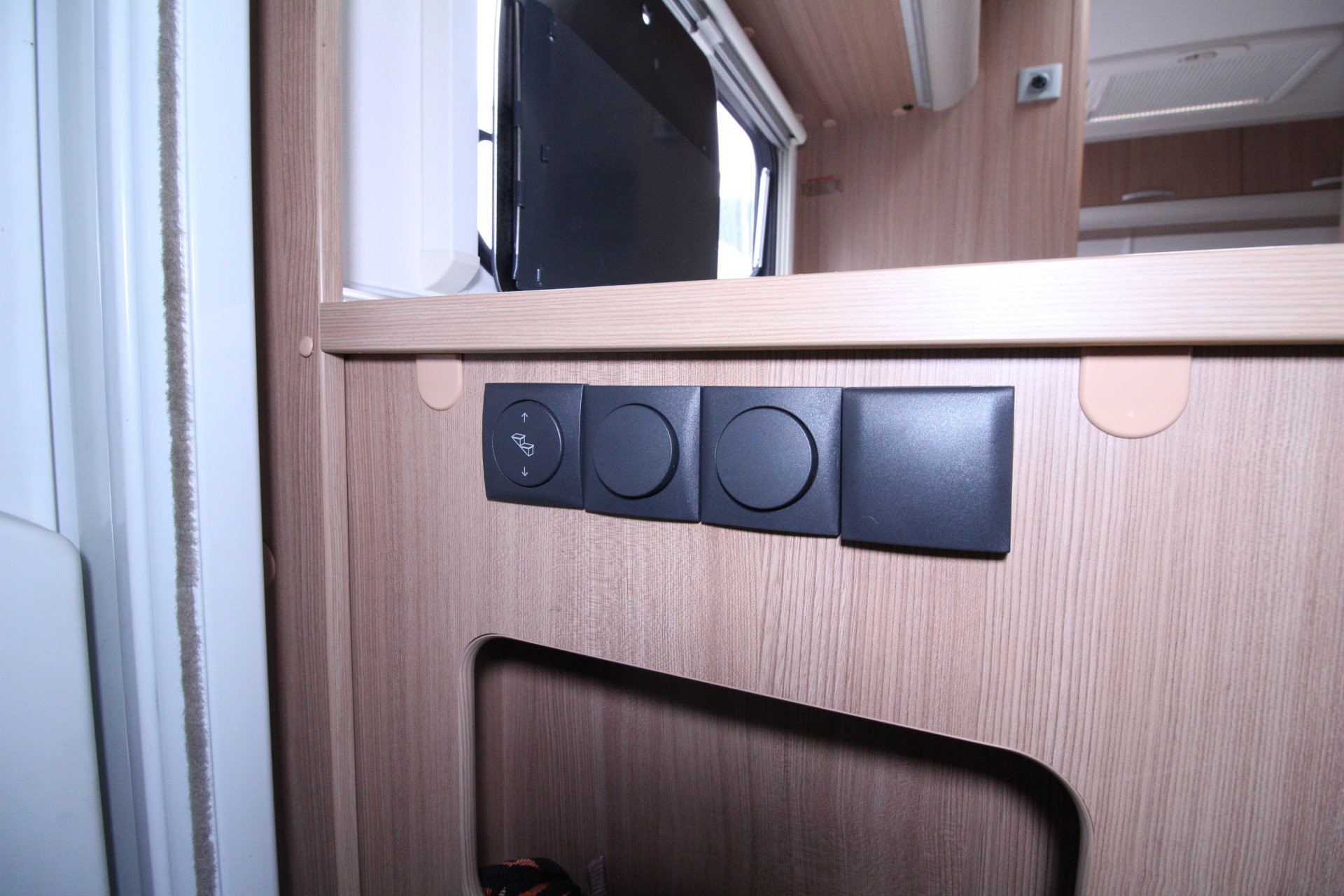 Sun Living A49DF 6 Persoons AVM CRUISE A.CAMERA AIRCO ZONNEPANEEL '14 - foto 27