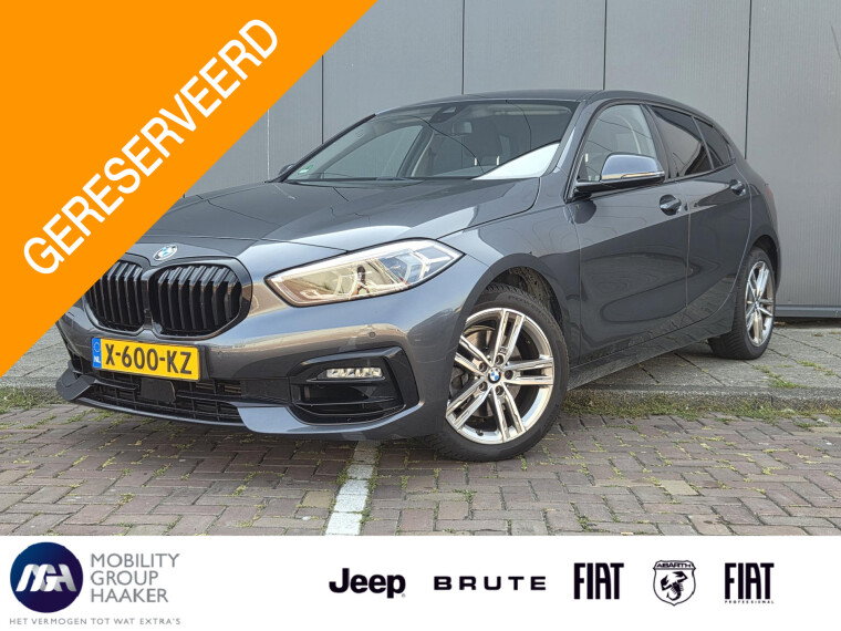 Foto van BMW 1 Serie 118i High Executive