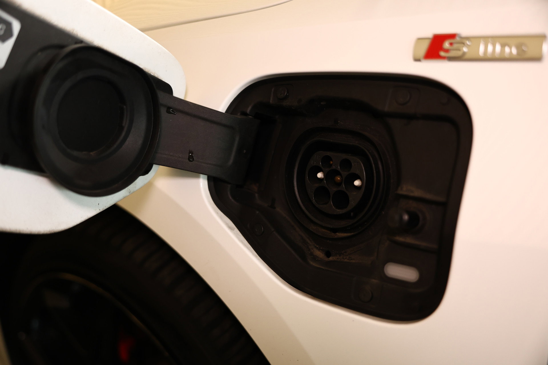 Audi Sportback 40 TFSI e S-Line PANO VIRTUAL CARPLAY LEDER DAB '21 - foto 30