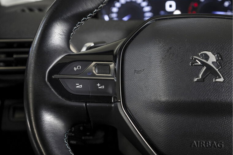 Peugeot - 3008