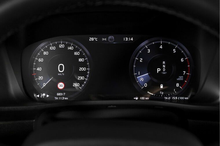 Volvo - XC40