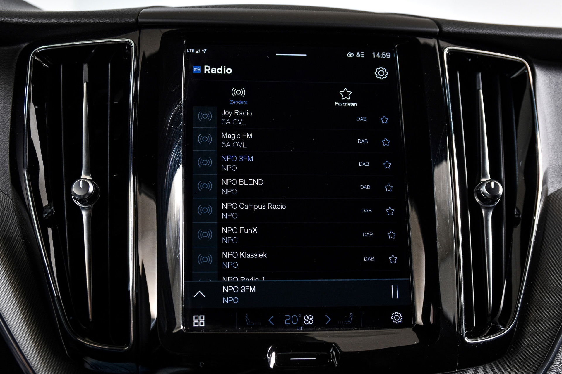 Volvo - XC60
