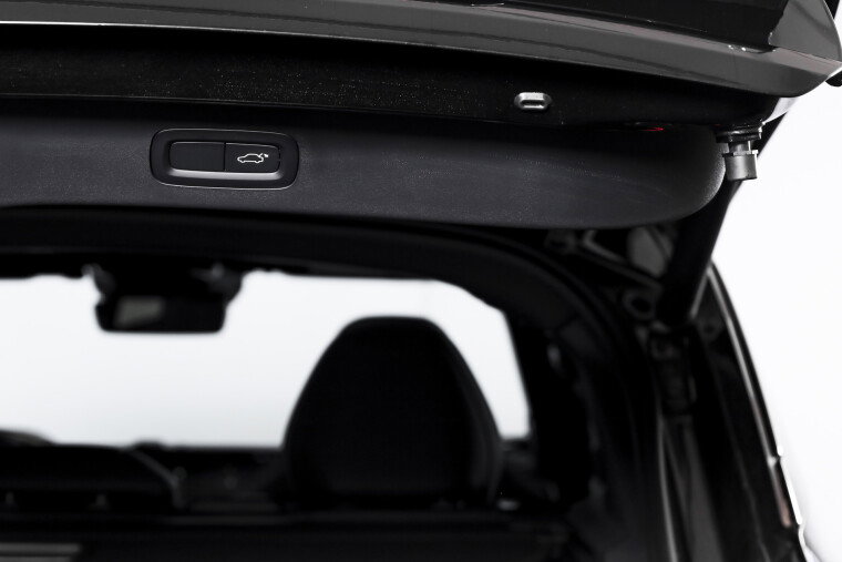 Lynk & Co - 01