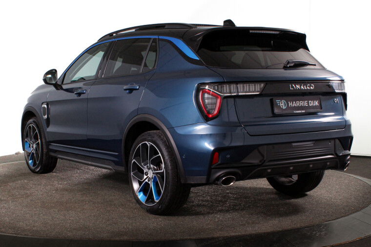 Lynk & Co - 01