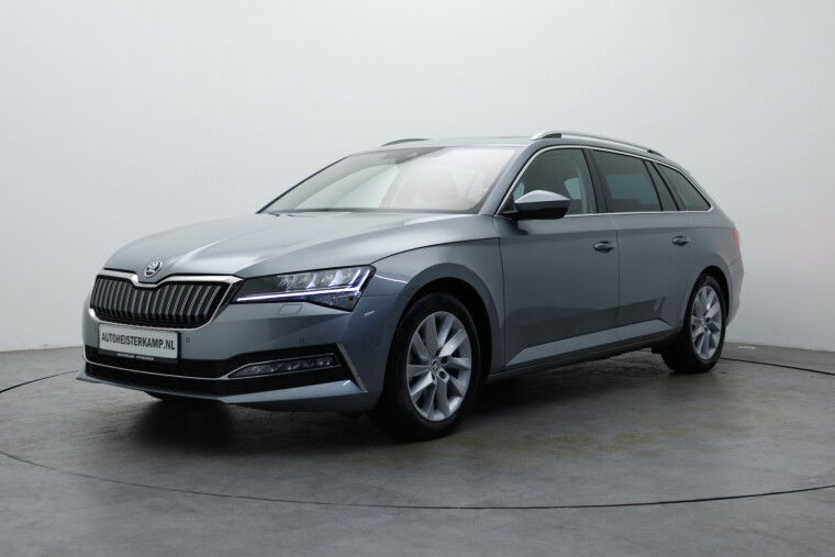 Škoda Superb Combi 1.4 TSI PHEV 218pk iV Business Edition Panoramadak, Acc, Wegklapbare trekhaak, Full led