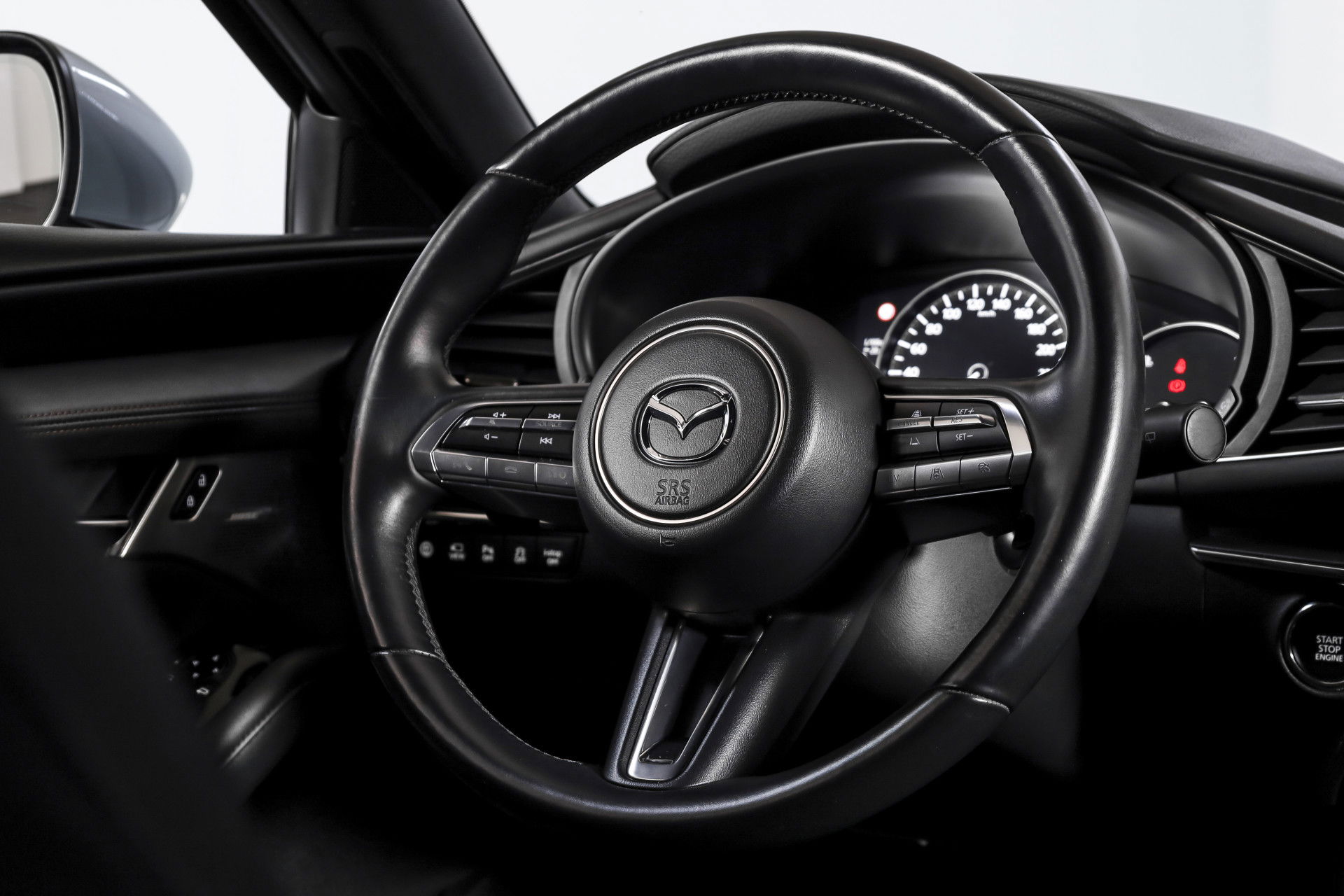 Mazda - 3