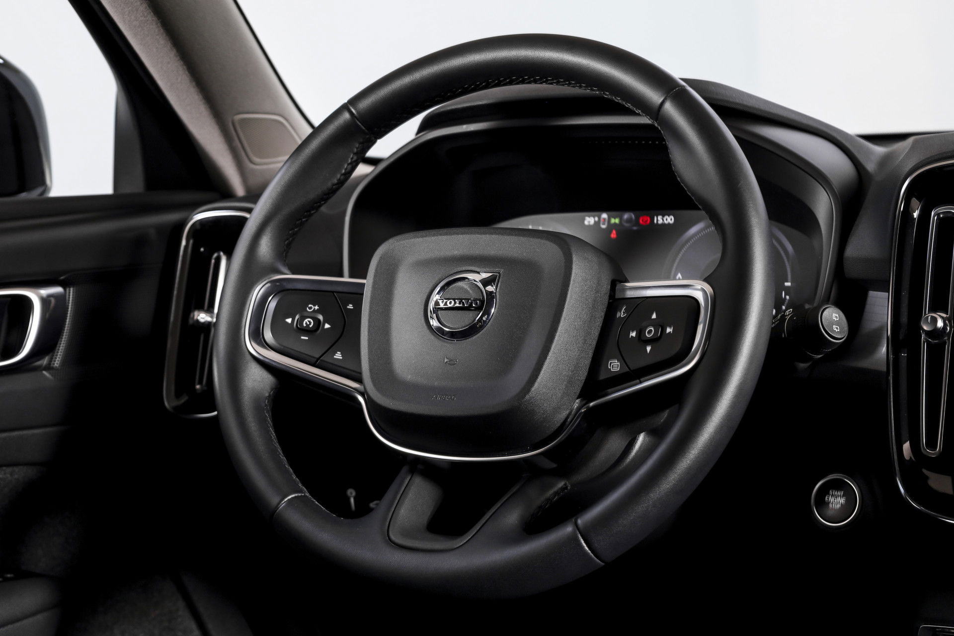 Volvo - XC40
