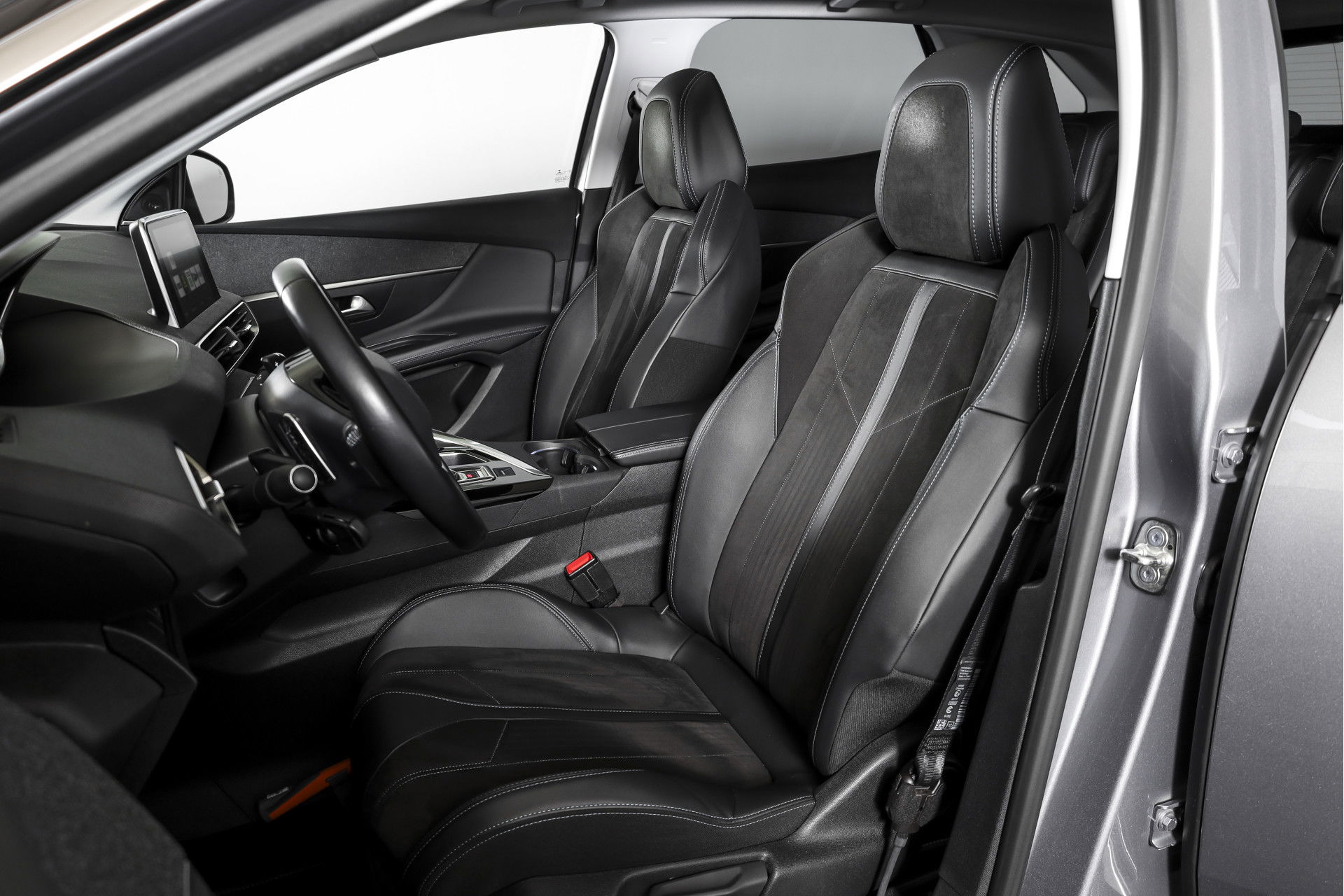Peugeot - 3008