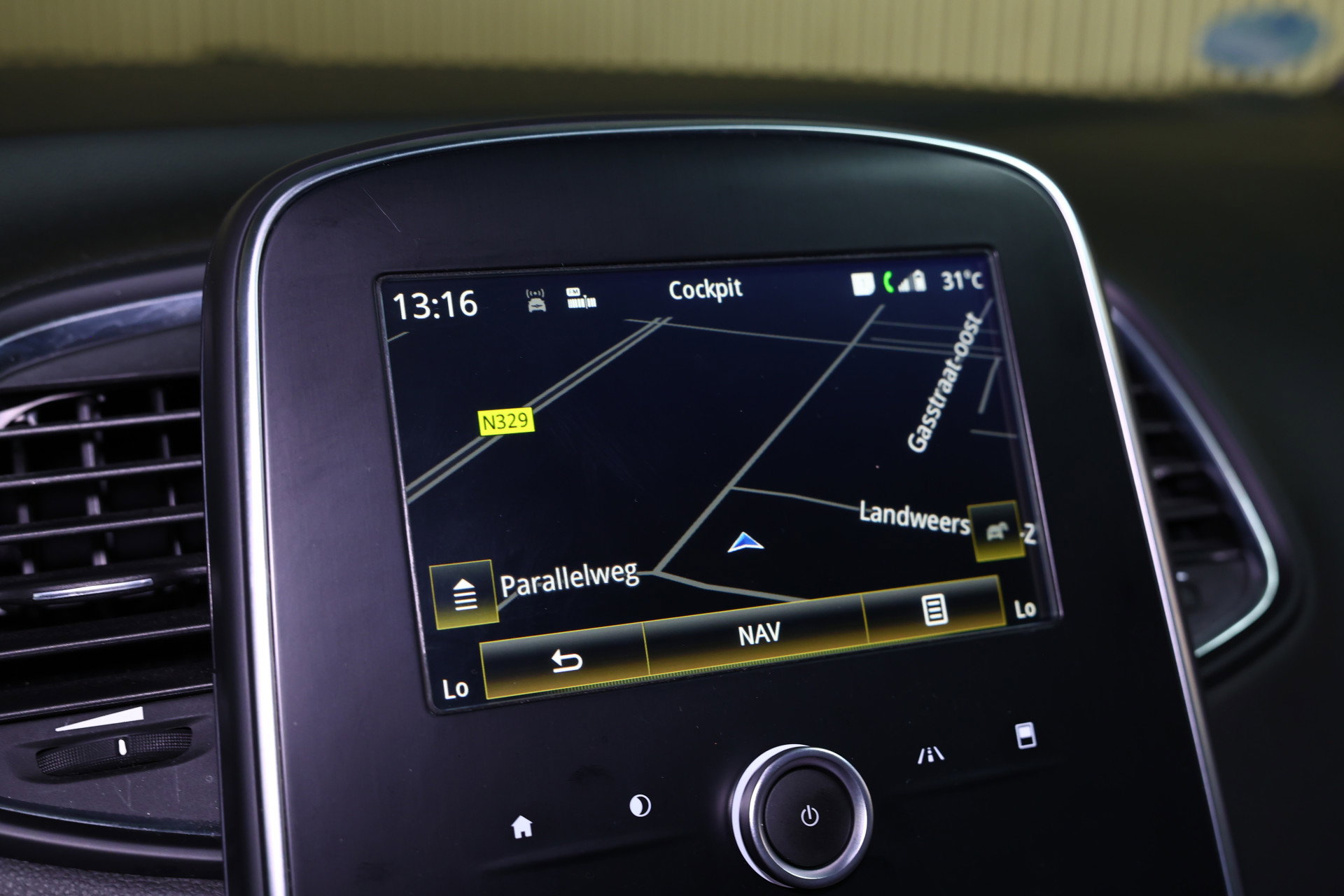 Renault 1.2 TCe Intens AVM LED NAVI CRUISE CLIMA KEYLESS PDC BT THAAK "17 - foto 17